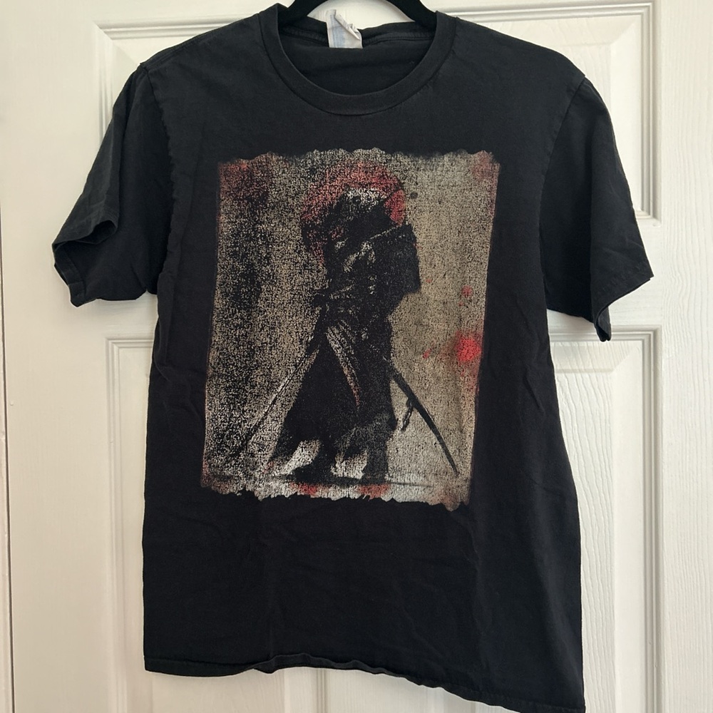Black samurai graphic tee